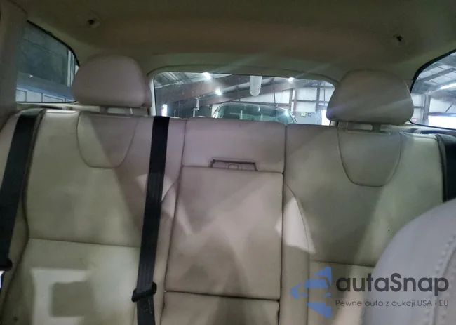 YV4612RK7F2757088: 91603735