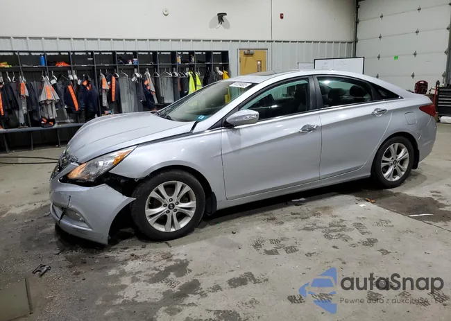 5NPEC4AC4DH782910: 93204885