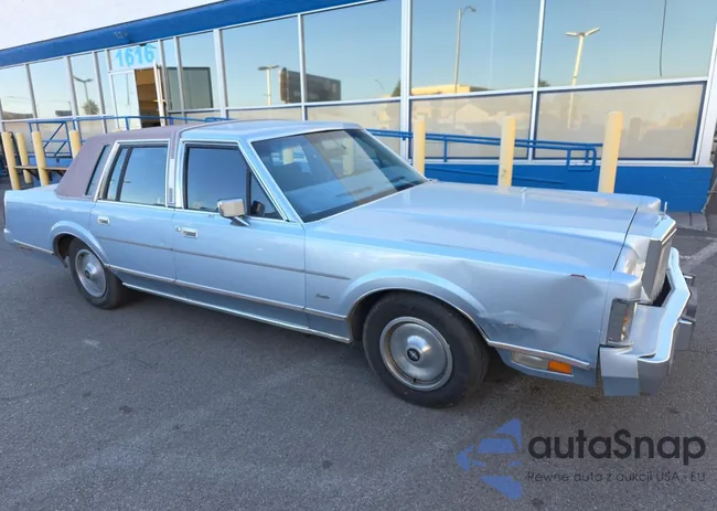 1LNBM81F0HY617227: 91716875