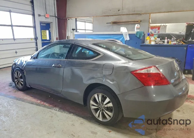 1HGCS1B30AA016362: 93674865