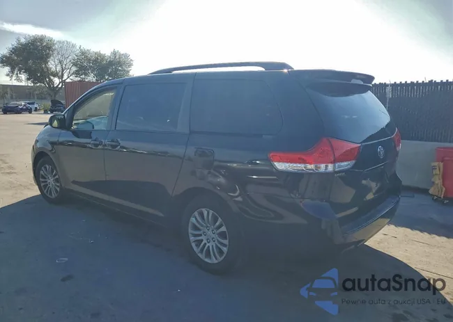 5TDYK3DC8CS213931: 94402145