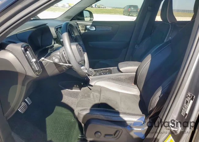 YV4AC2HM7K2106237: 89909165