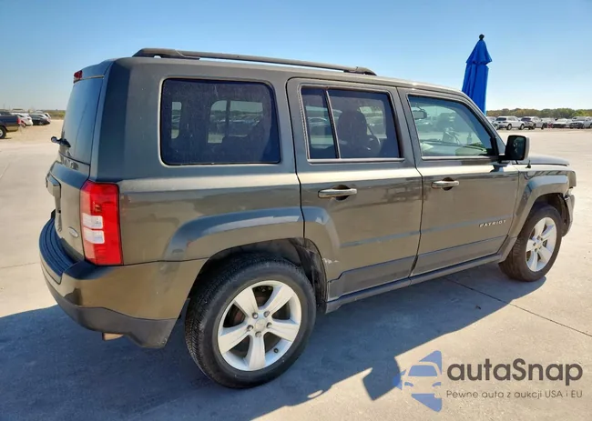 1C4NJPFB1FD329800: 92112995