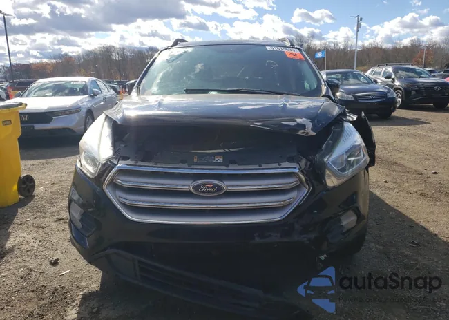 1FMCU9GD6HUE82570: 91815605