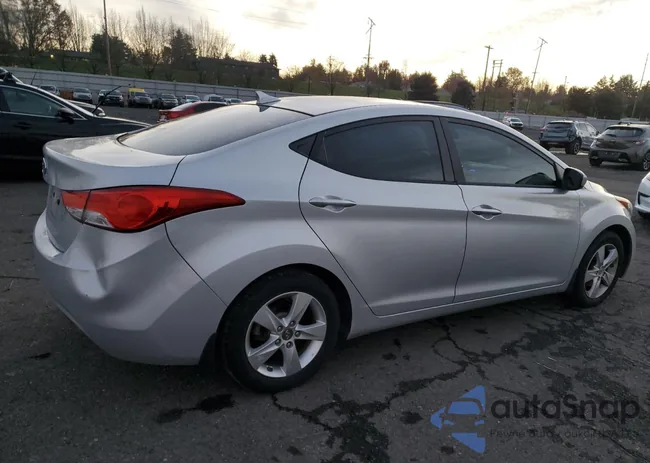 5NPDH4AE9DH161127: 93301975