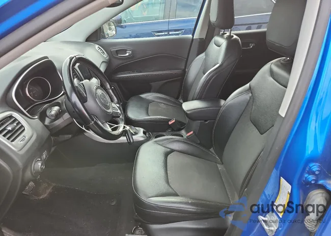 3C4NJDBB1LT143118: 93040005