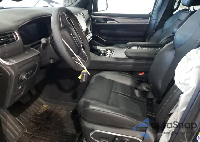 1C4SJSAP4SS507052: 92572405