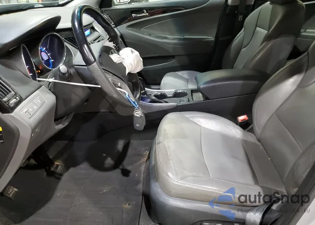 5NPEC4AC4DH782910: 93204885