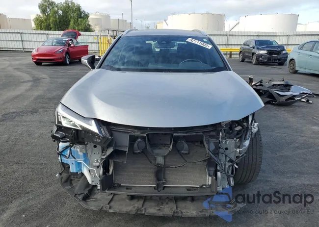 JTHY3JBH3K2013043: 92111005