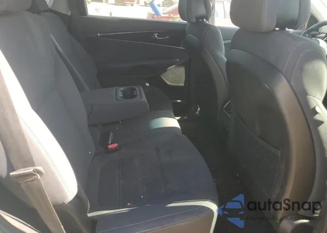 5XYPG4A5XGG110490: 92396095