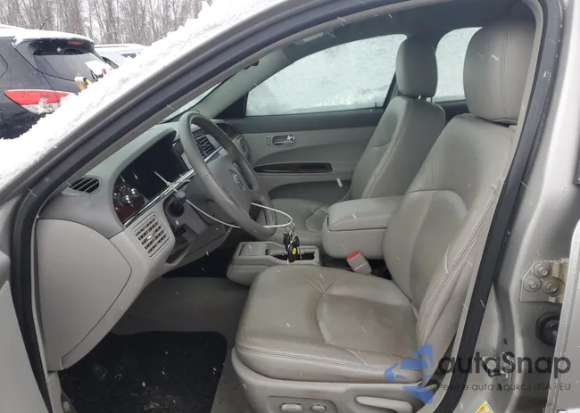 2G4WD582681187063: 92000925