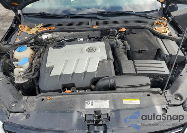 3VWLL7AJ6DM392700: 92185025