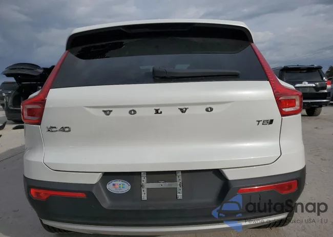 YV4162UK9N2652506: 91680185