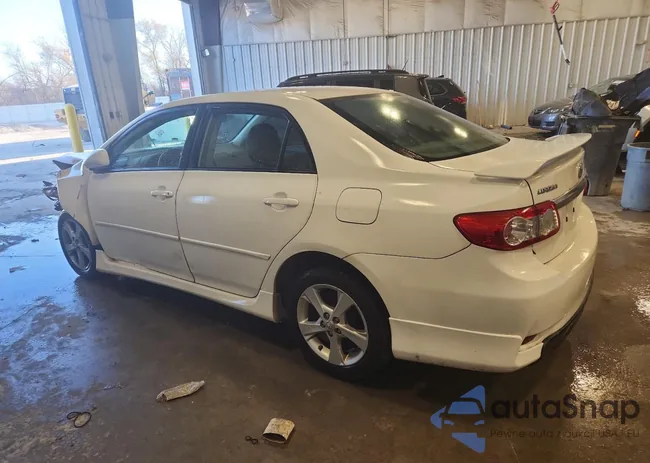 2T1BU4EE2DC946802: 92131475