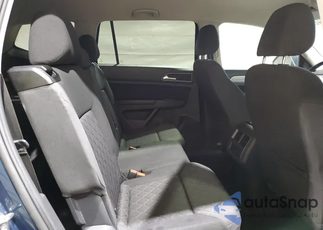 1V2GR2CA3JC523905: 92760485