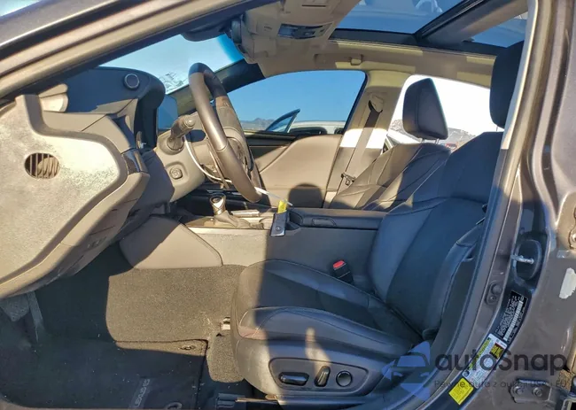 58ADZ1B11NU132191: 94701895