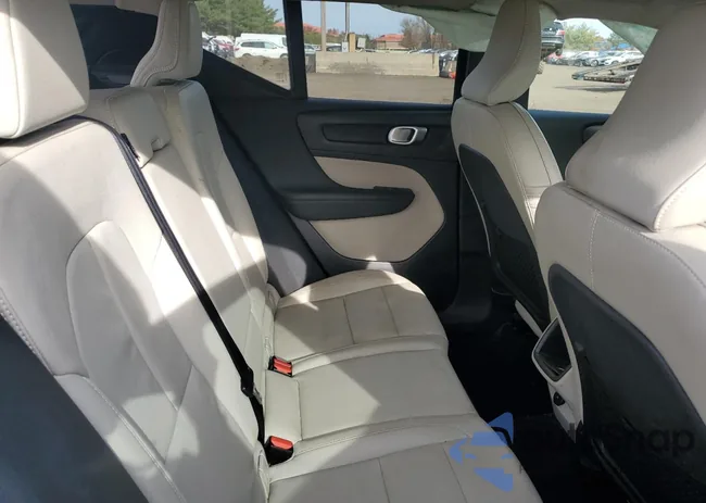 YV4162UK5L2325825: 91810395