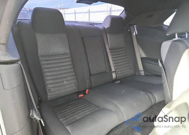 2C3CDYAG4DH632887: 92127025