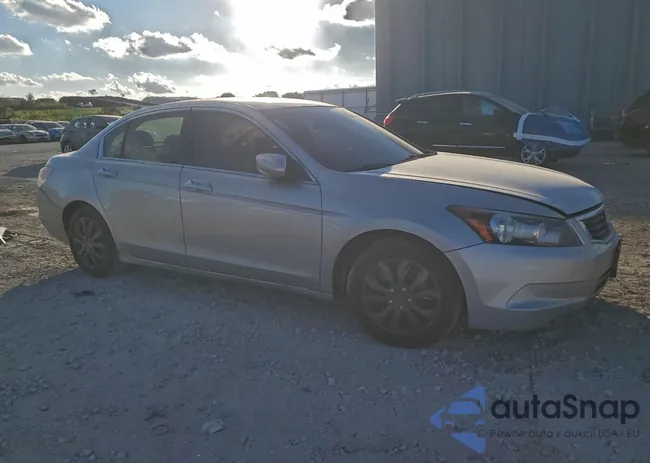 1HGCP26338A047441: 94097925