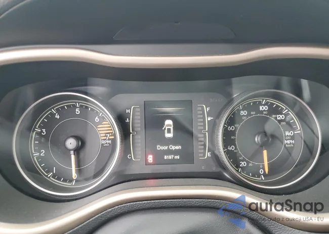 1C4PJLAB4HW559220: 93066705