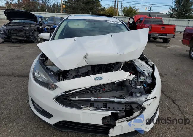 1FADP3H26JL294479: 90526805