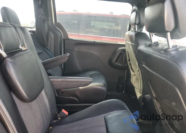 2C4RC1HG5ER408433: 92936265