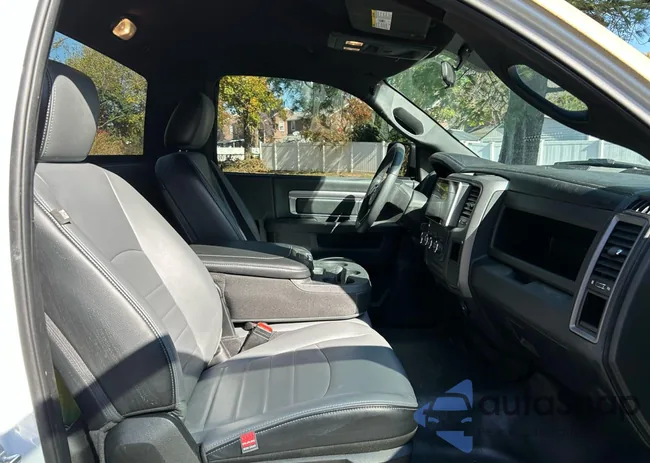 3C6JR6DGXNG300823: 91510135