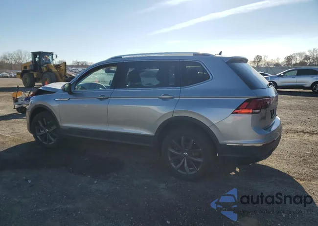 3VV2B7AX6RM035015: 93220255