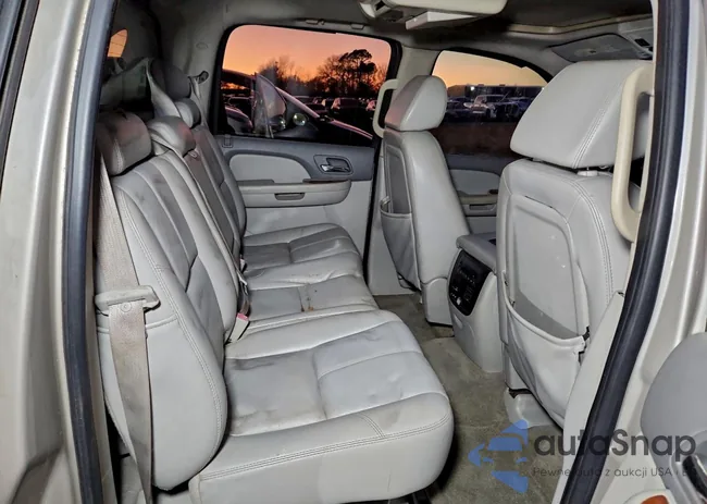 3GNEC12077G257637: 94510545