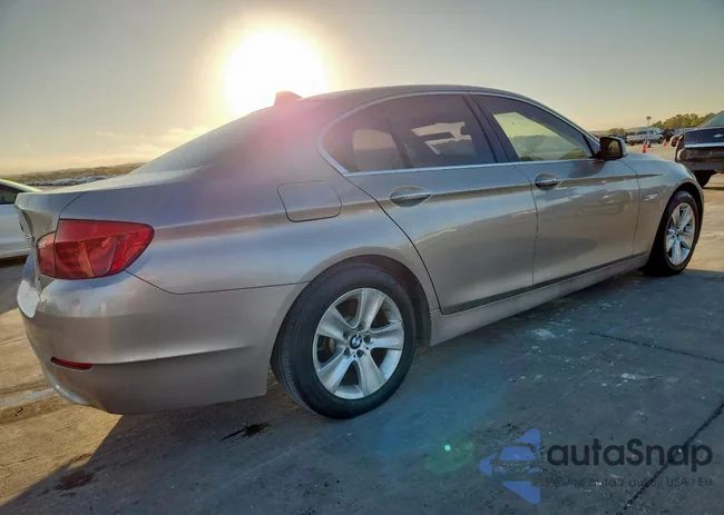 WBAXG5C50DDY35574: 93107385