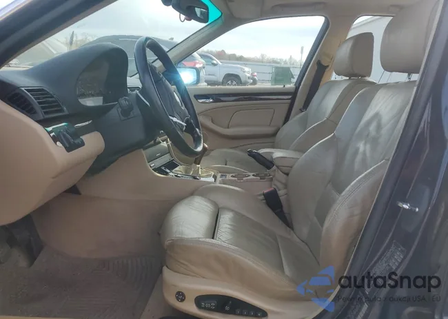 WBAAM5336YKG17365: 93065405