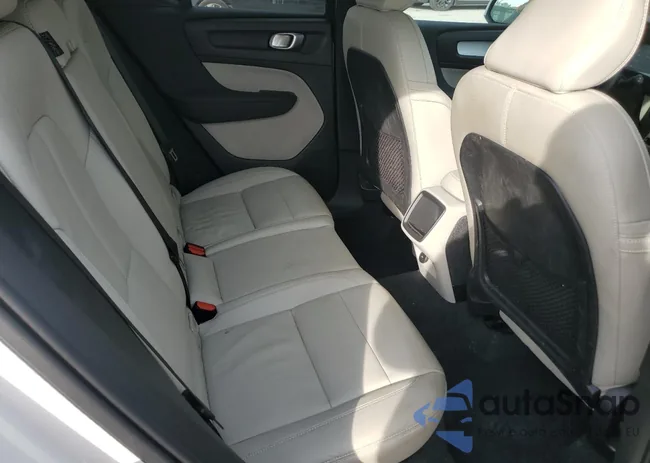 YV4162UK9N2652506: 91680185