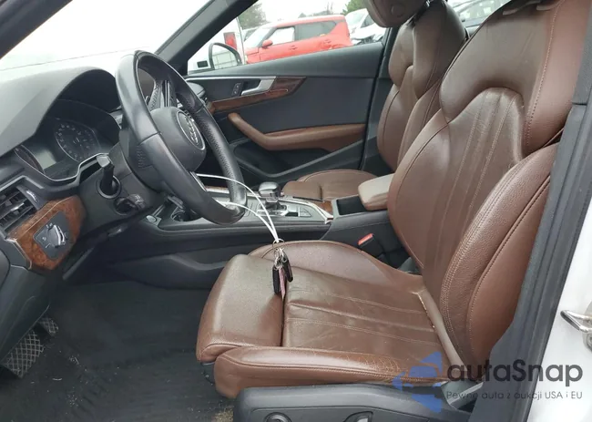 WAUENAF43JN002009: 93425165