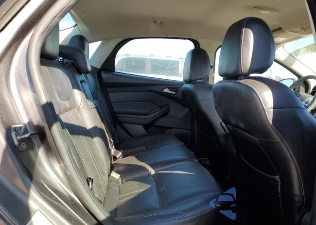 1FADP3F28DL292241: 74954053