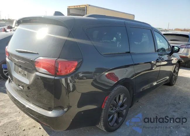 2C4RC1EG5LR108022: 74792353