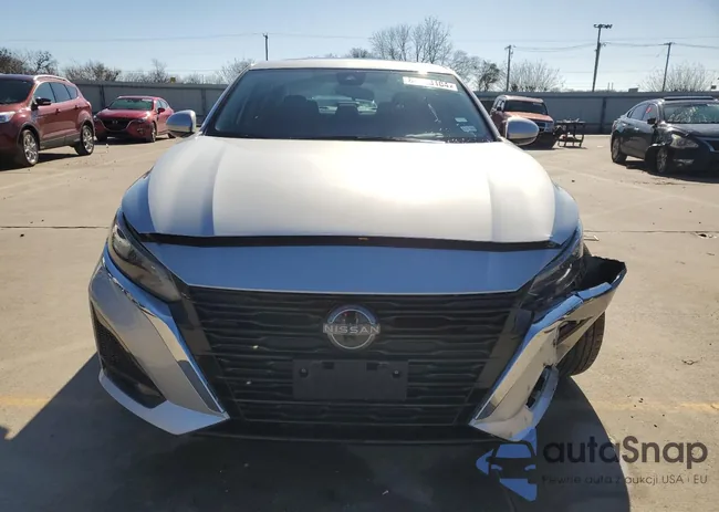 1N4BL4DV0RN363059: 86123104