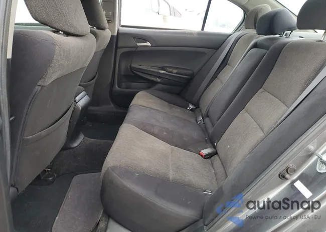 1HGCP26389A057108: 84133404