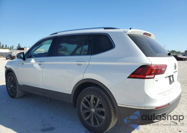 3VV3B7AX8NM162086: 82545074