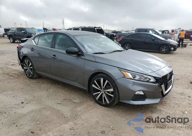 1N4BL4CV4MN382353: 84828104