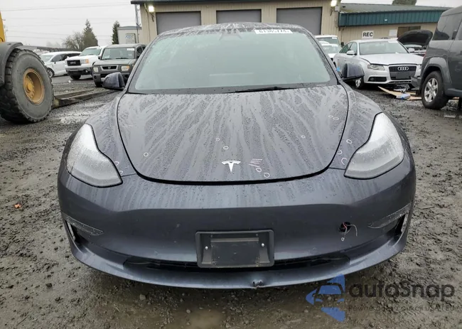 5YJ3E1EB3NF192649: 81385774