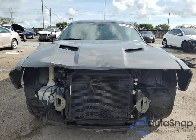 2C3CDZAG0JH287018: 86736174