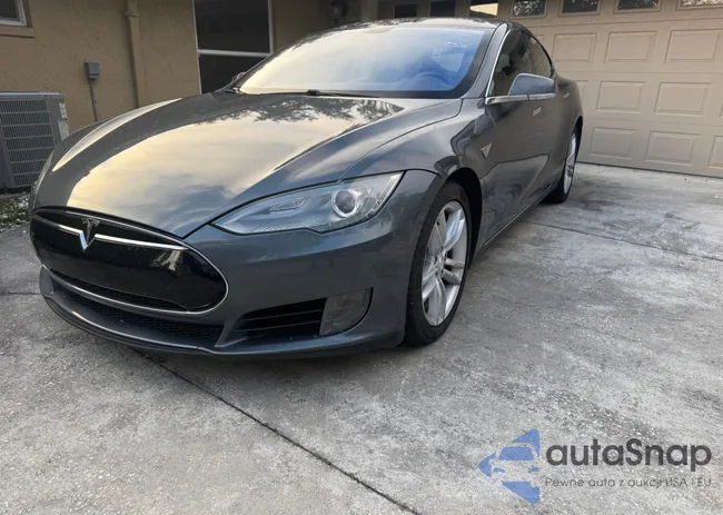 5YJSA1AC6DFP10886: 86915074