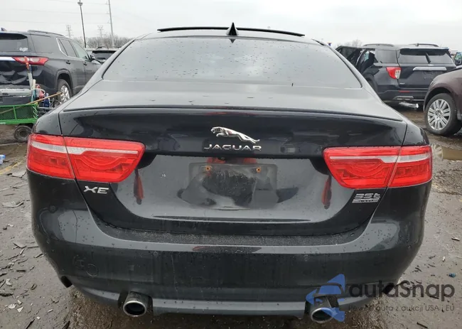 SAJAL4EV7JCP21957: 85644664