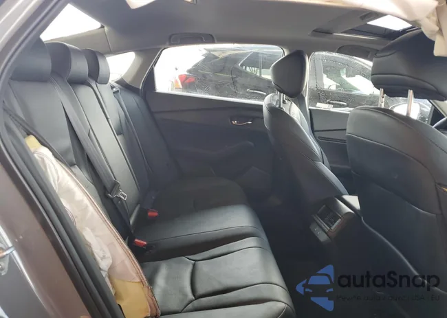 1HGCY2F6XRA070840: 84827984