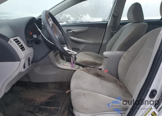 2T1BU4EE5DC943148: 60694815