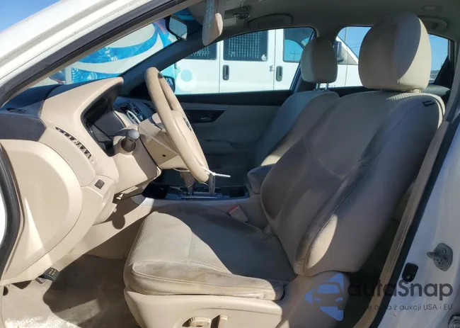 1N4AL3AP2EC121925: 82192794