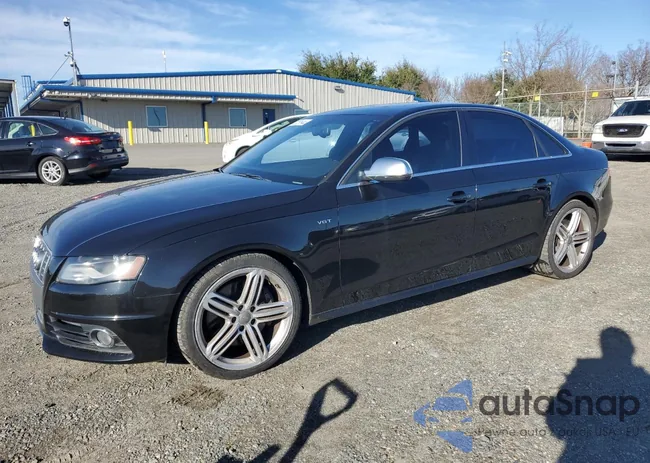 WAUKGAFL8AA112033: 87231944