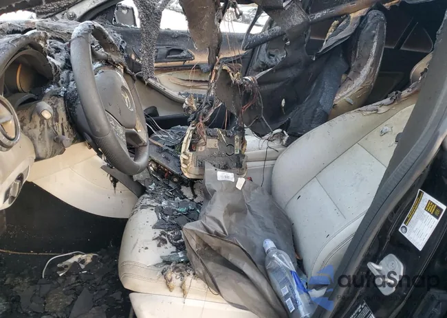 WDDSJ4EB0EN041915: 86304124