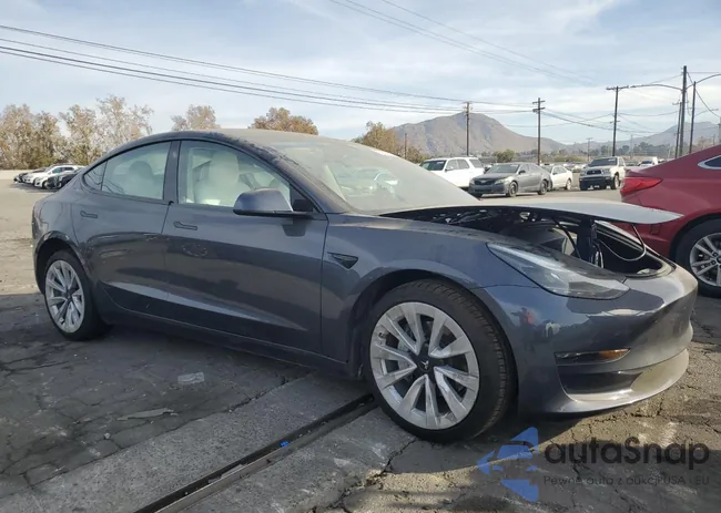 5YJ3E1EA2PF644634: 85637384