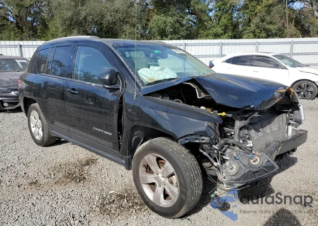 1C4NJDBBXGD797160: 62062775